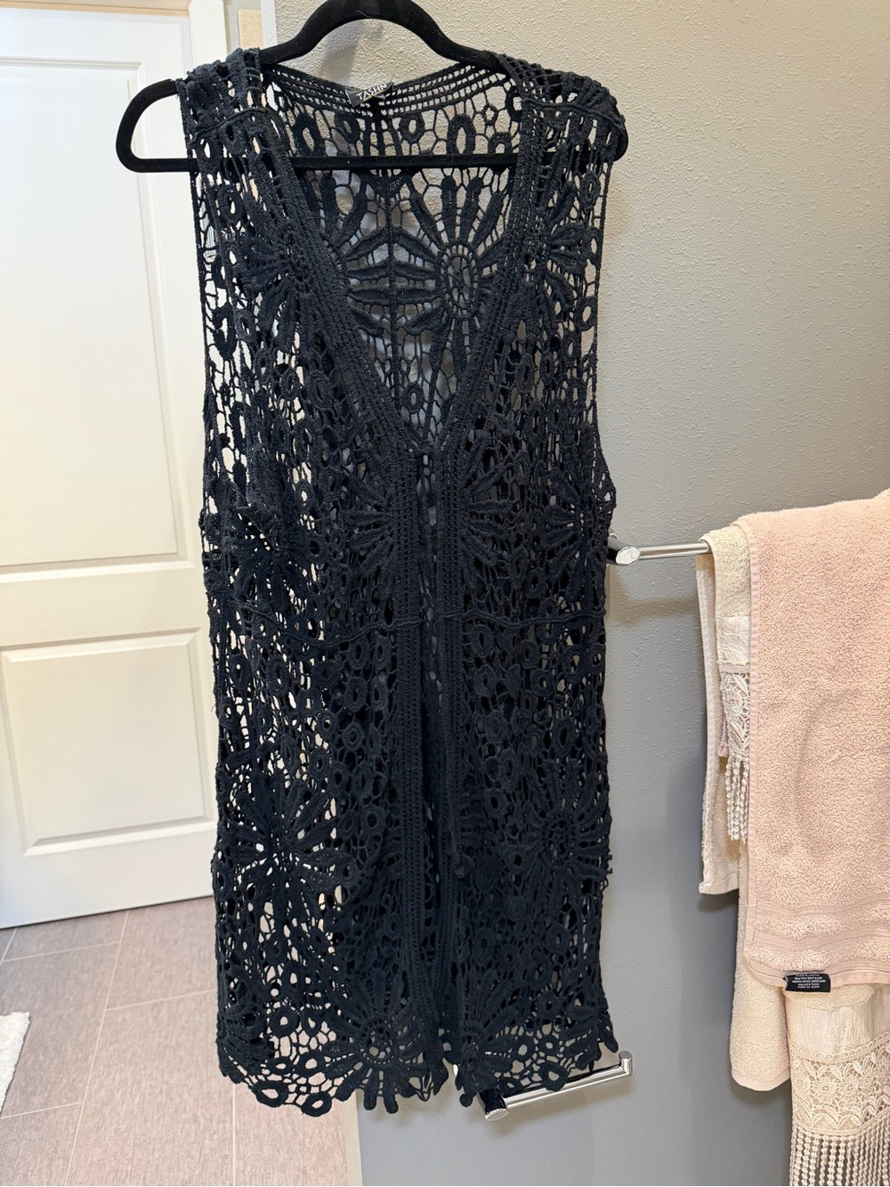 Black Crochet Knit Tunic Vest - Women's Sleeveless Cover-Up